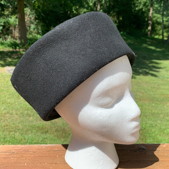 wool pillbox hat